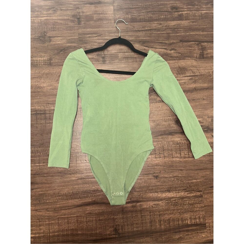 Topshop Green Long Sleeve Snap Bodysuit One-Piece, Size 4